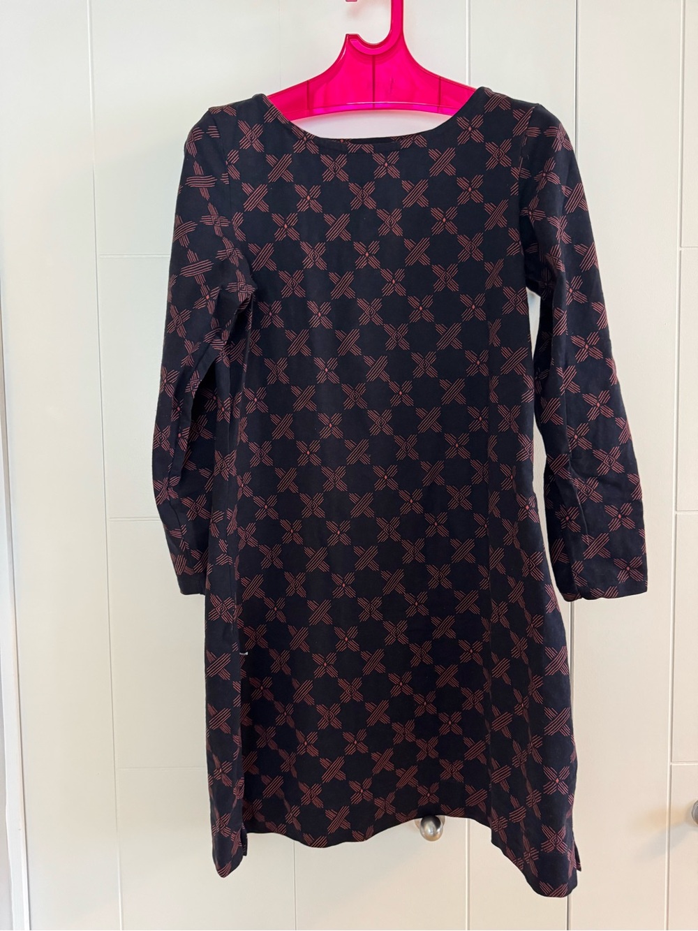 HATLEY Navy Long-Sleeve Dress with Brick Red Geometric Pattern - Size L